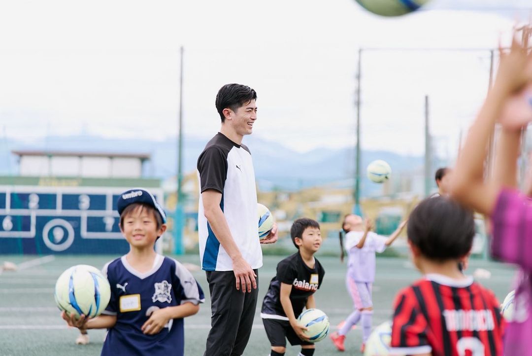 「まさかの選手が参加希望!?」日本代表谷口が地元でサッカー教室を開催。 – スポーツブル